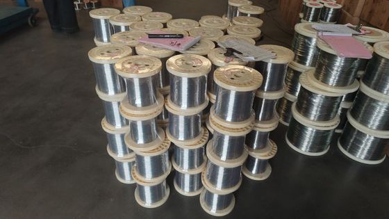Dobra cena Drut oporowy ASTM B344 NiCr 80/20 Nichrome, maksymalna temperatura pracy 1200°C, punkt topnienia 1400°C, do przemysłowych elementów grzejnych w Internecie