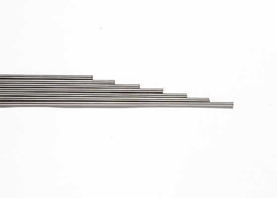 Dobra cena Błyszczący pręt miedziano-niklowy 24mm CuNi14 Odporność 310 pręt ze stopu CuNi na sprzedaż w Internecie